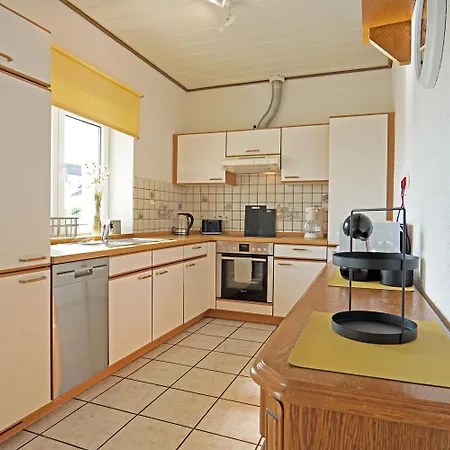 With Balcony In Apartmán Kierspe